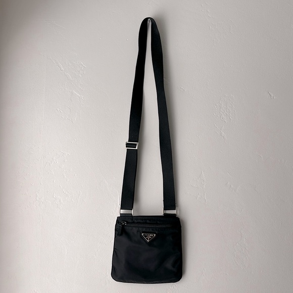 Authentic Prada Triangle Logo Black Nylon Crossbody Bag - Picture 11 of 13